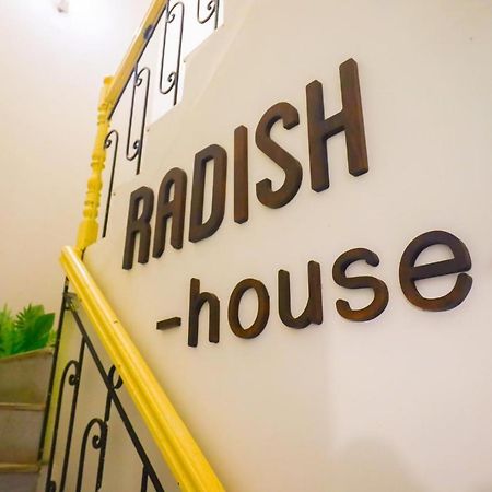 Radish Cathedral Homestay Hanoi Exterior photo